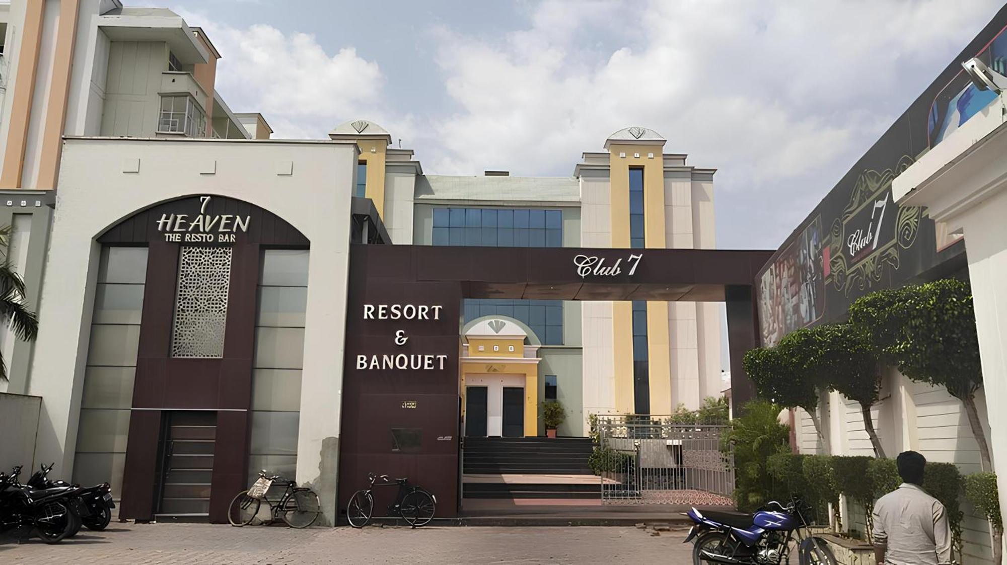 Club 7 Resort And Banquets Bareilly Luaran gambar